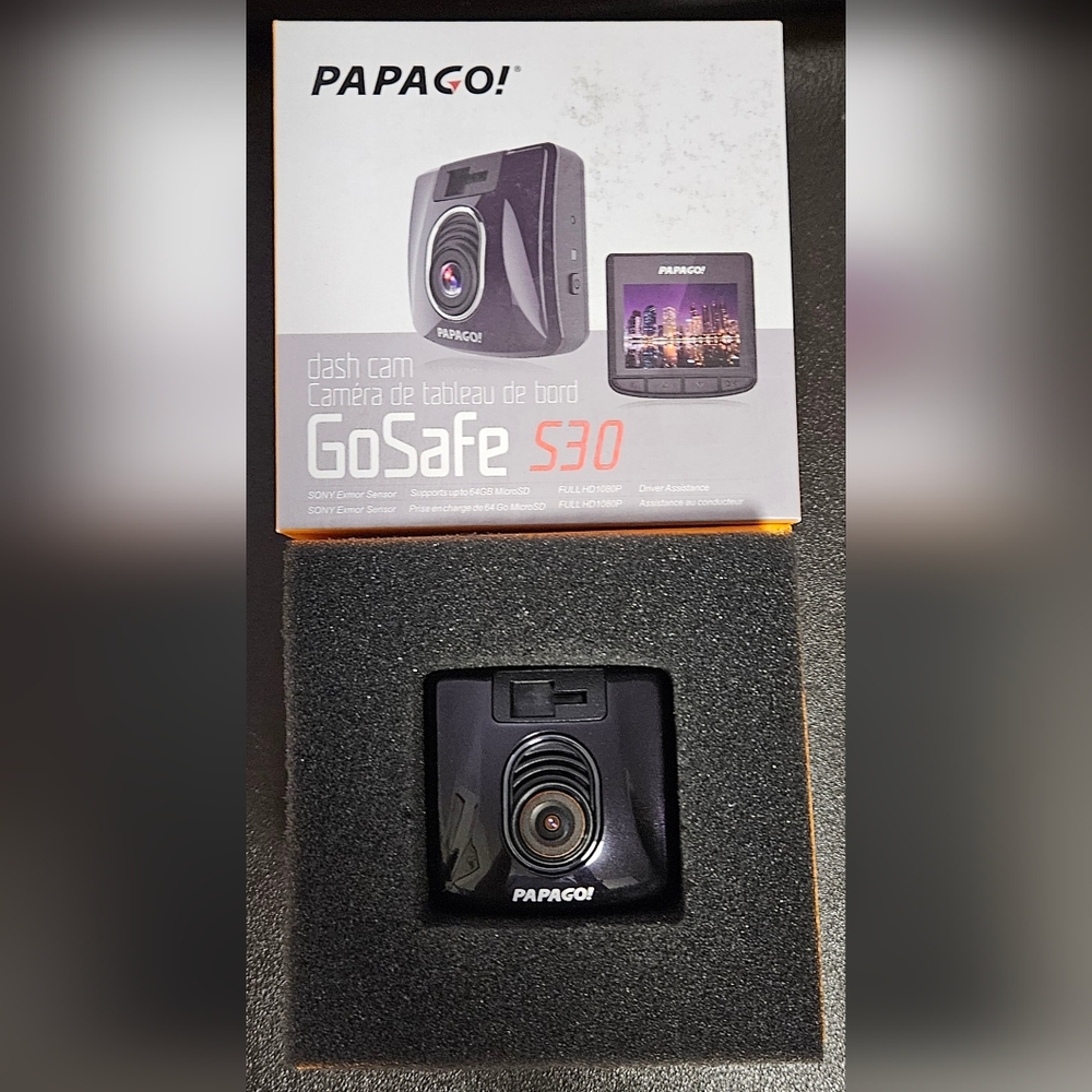 PAPAGO! GoSafe S30 Dash Camera